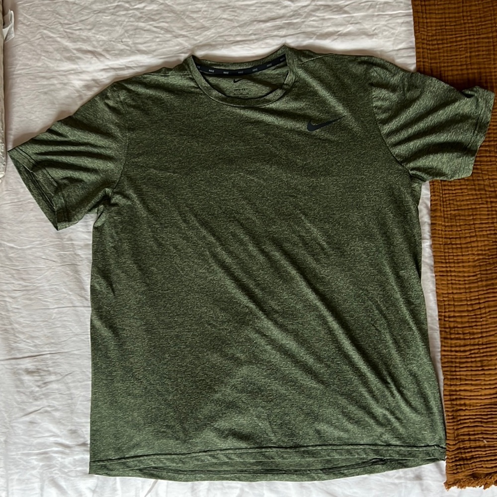 Green Nike Dri-Fit short sleeve shirt!